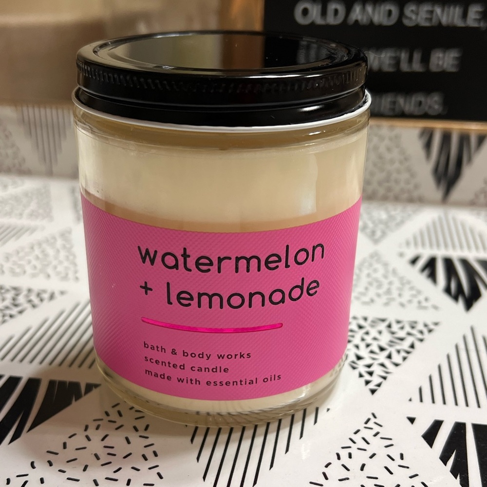 Bath & Body Works Water + Lemonade Candle